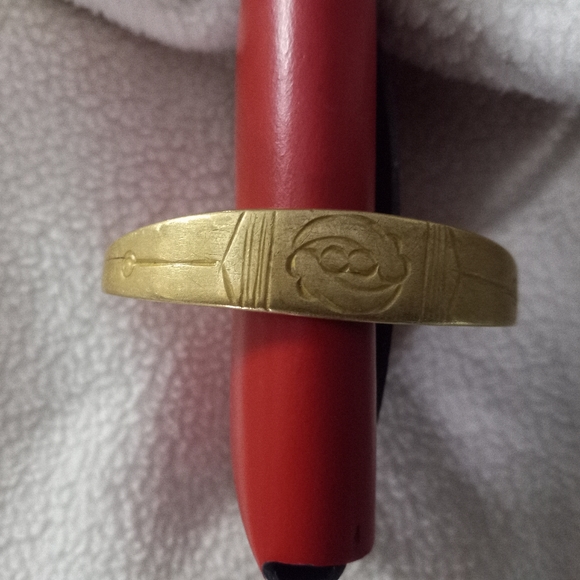 Vintage brass cuff with Gye Nyame symbol - Picture 3 of 4
